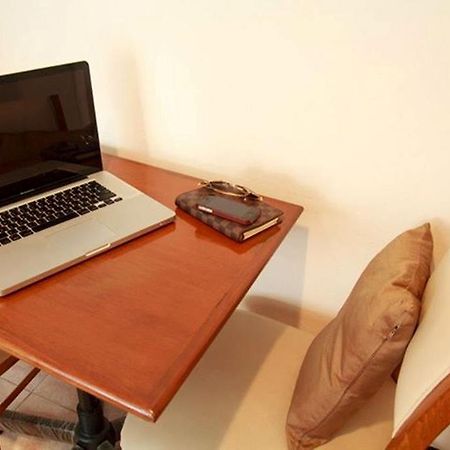 Ritratana Apartment Bangkok Oda fotoğraf